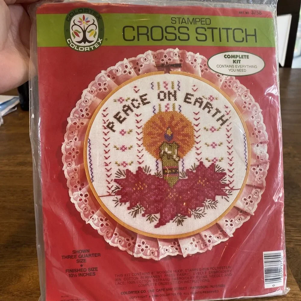 Vintage Cross Stitch Hoop Christmas PEACE ON EARTH Candle Poinsettia NEW NOS ‘86